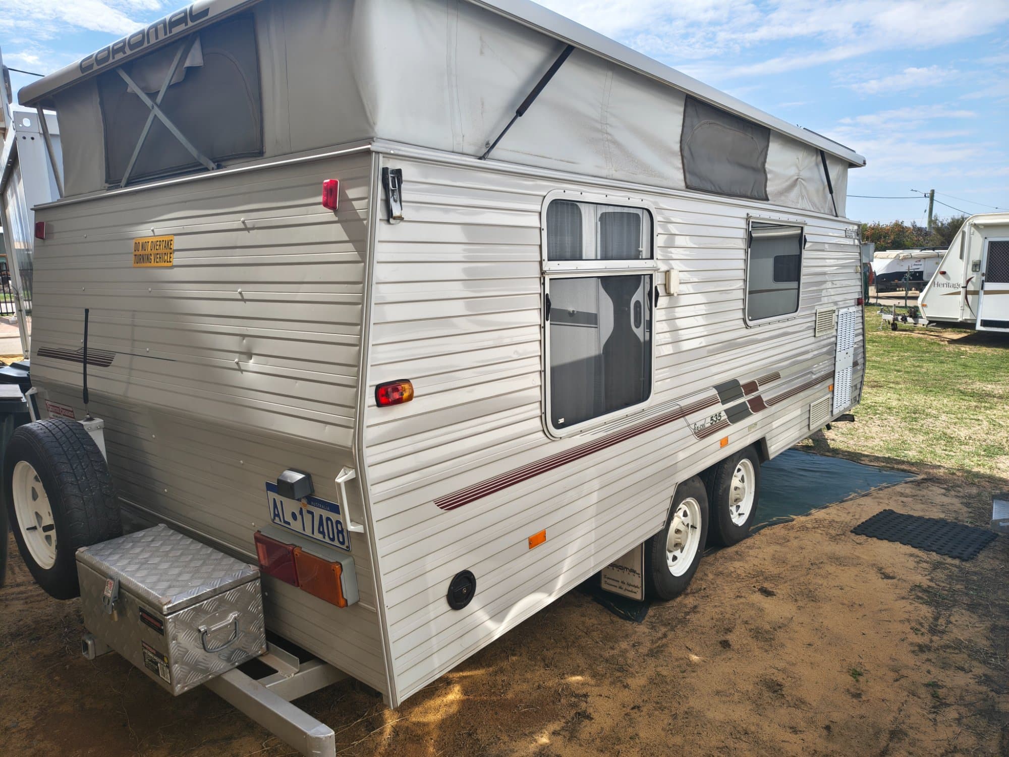 2002 Coromal Excel 535 17.6FT - Thumbnail 2