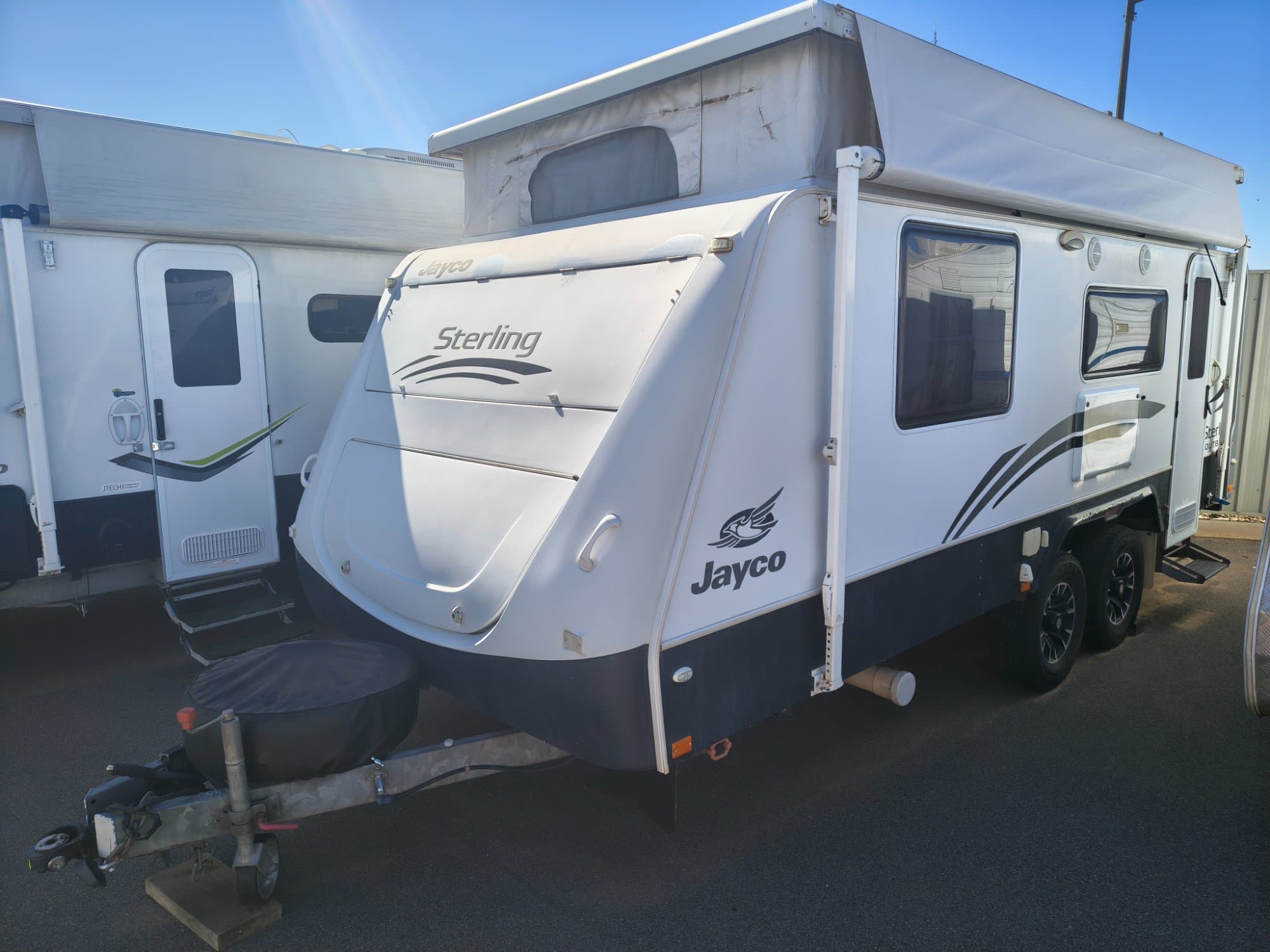 2013 Jayco Stirling Outback 18FT Pop Top - Thumbnail 2