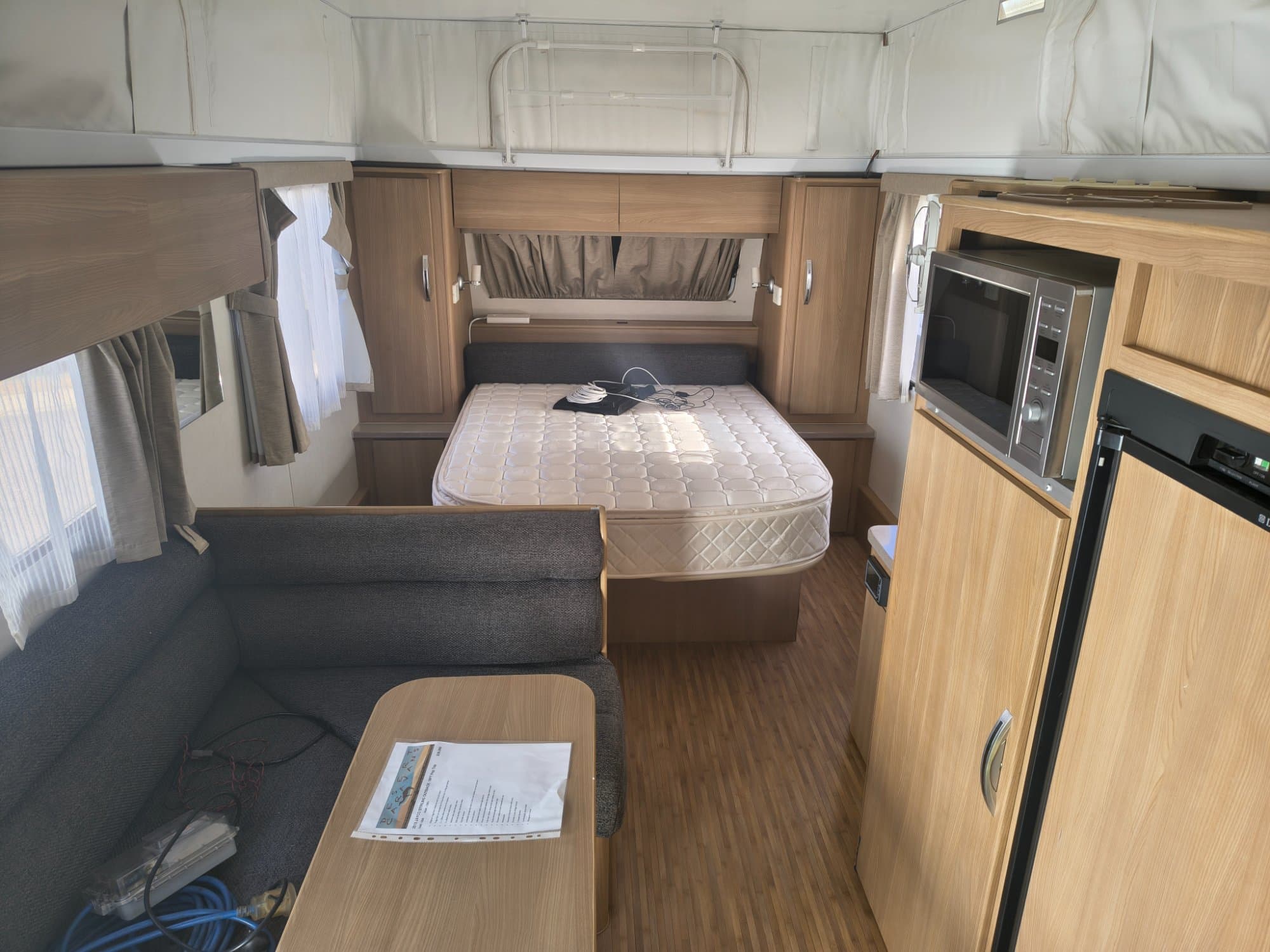 2013 Jayco Stirling Outback 18FT Pop Top - Thumbnail 5