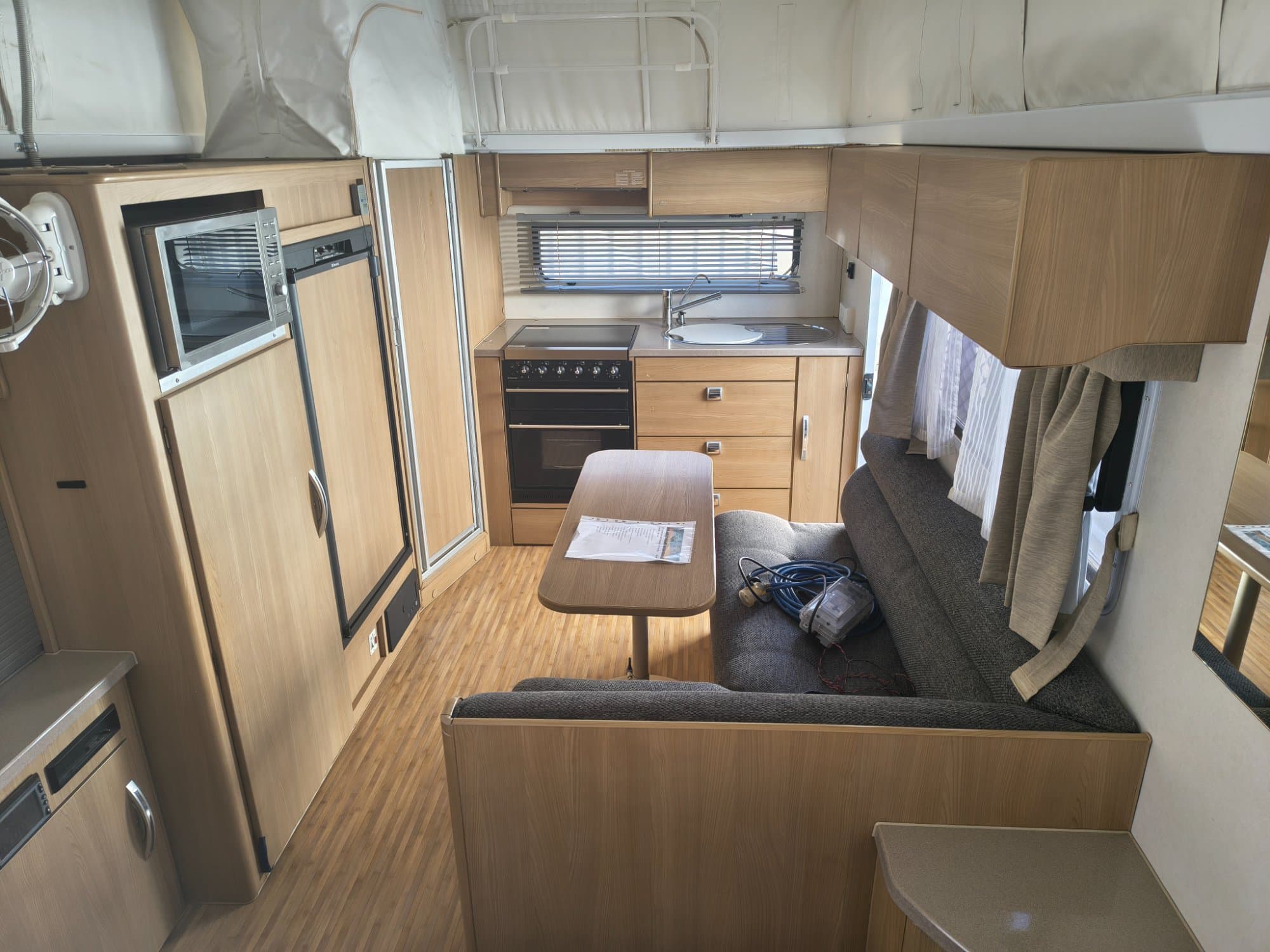 2013 Jayco Stirling Outback 18FT Pop Top - Thumbnail 6