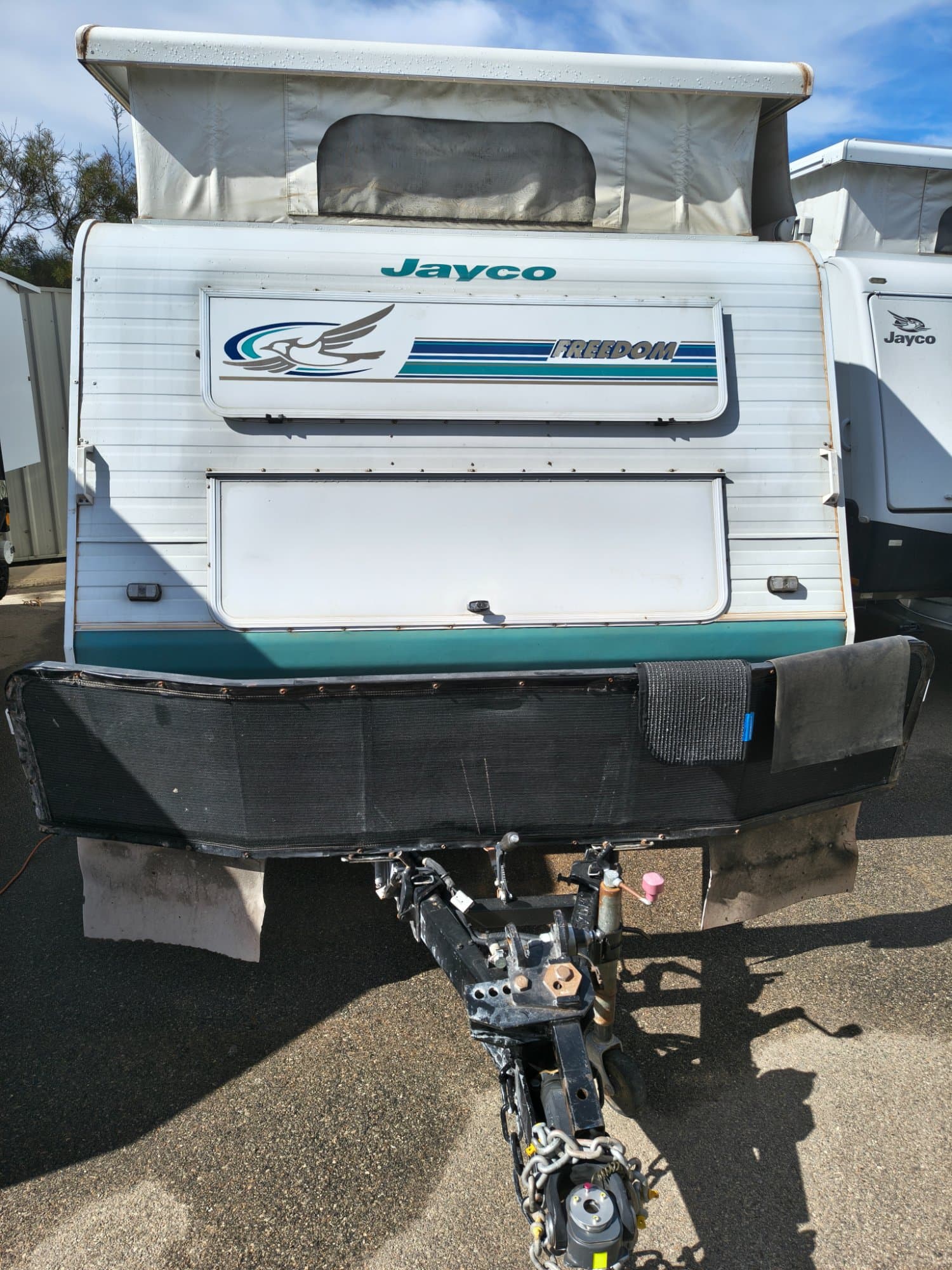 2000 Jayco Freedom 17FT - Thumbnail 2