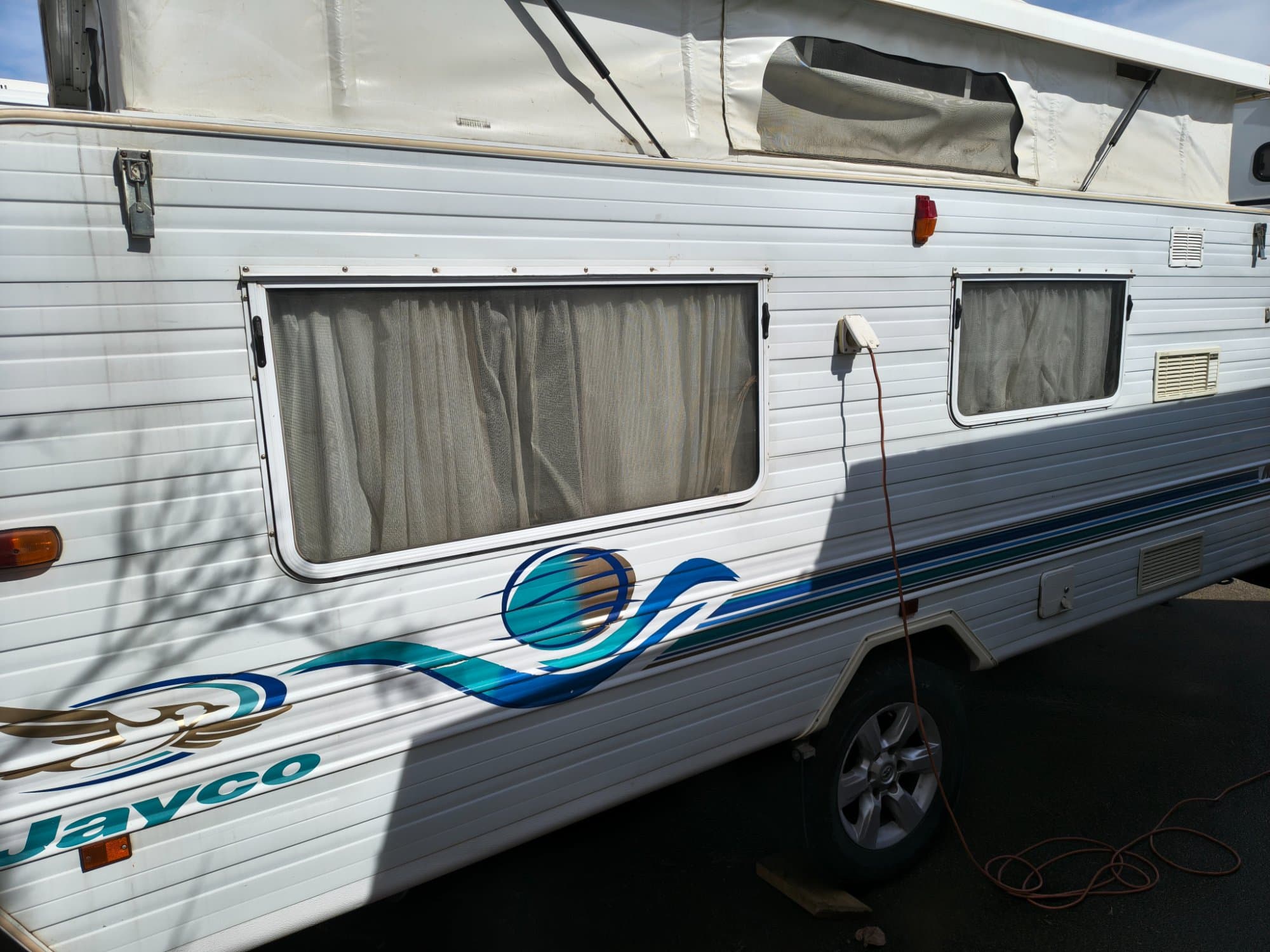 2000 Jayco Freedom 17FT - Thumbnail 4