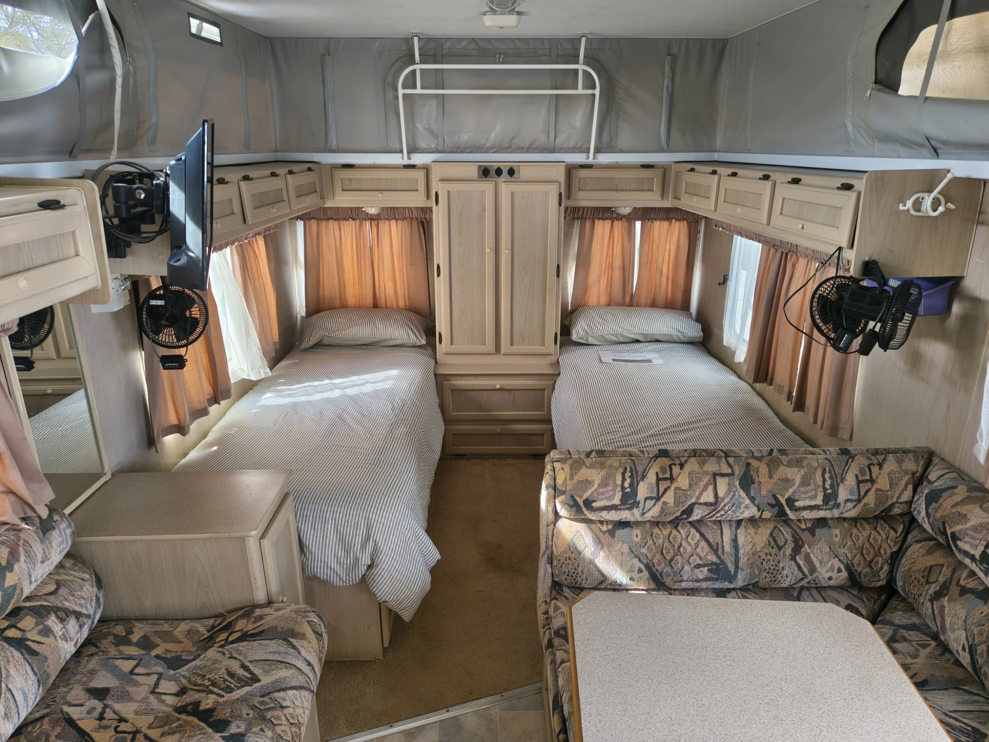 2000 Jayco Freedom 17FT - Thumbnail 7