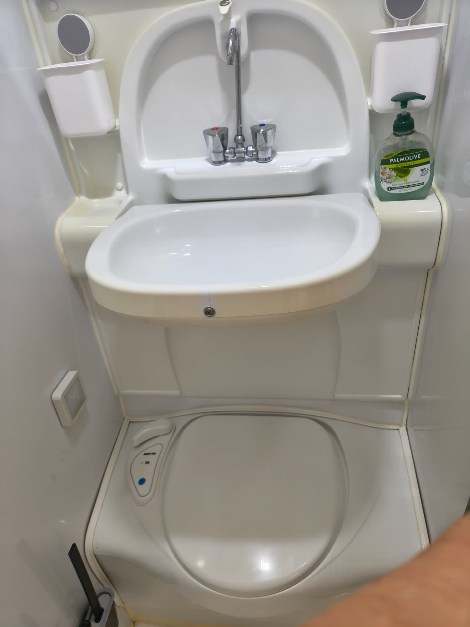 2018 Jayco Expanda Outback Pop Top 17.6FT - Thumbnail 11