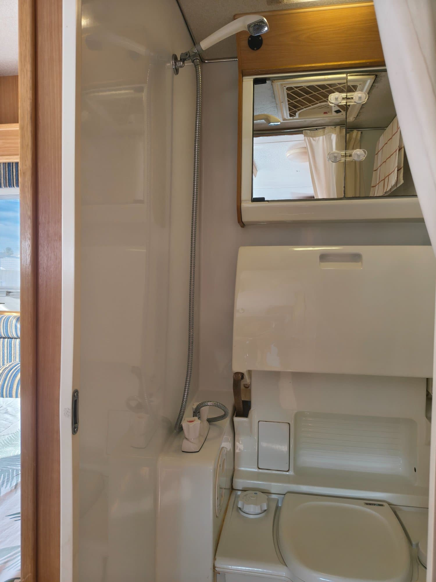 2006 Fiat Maxi Motorhome - Thumbnail 10