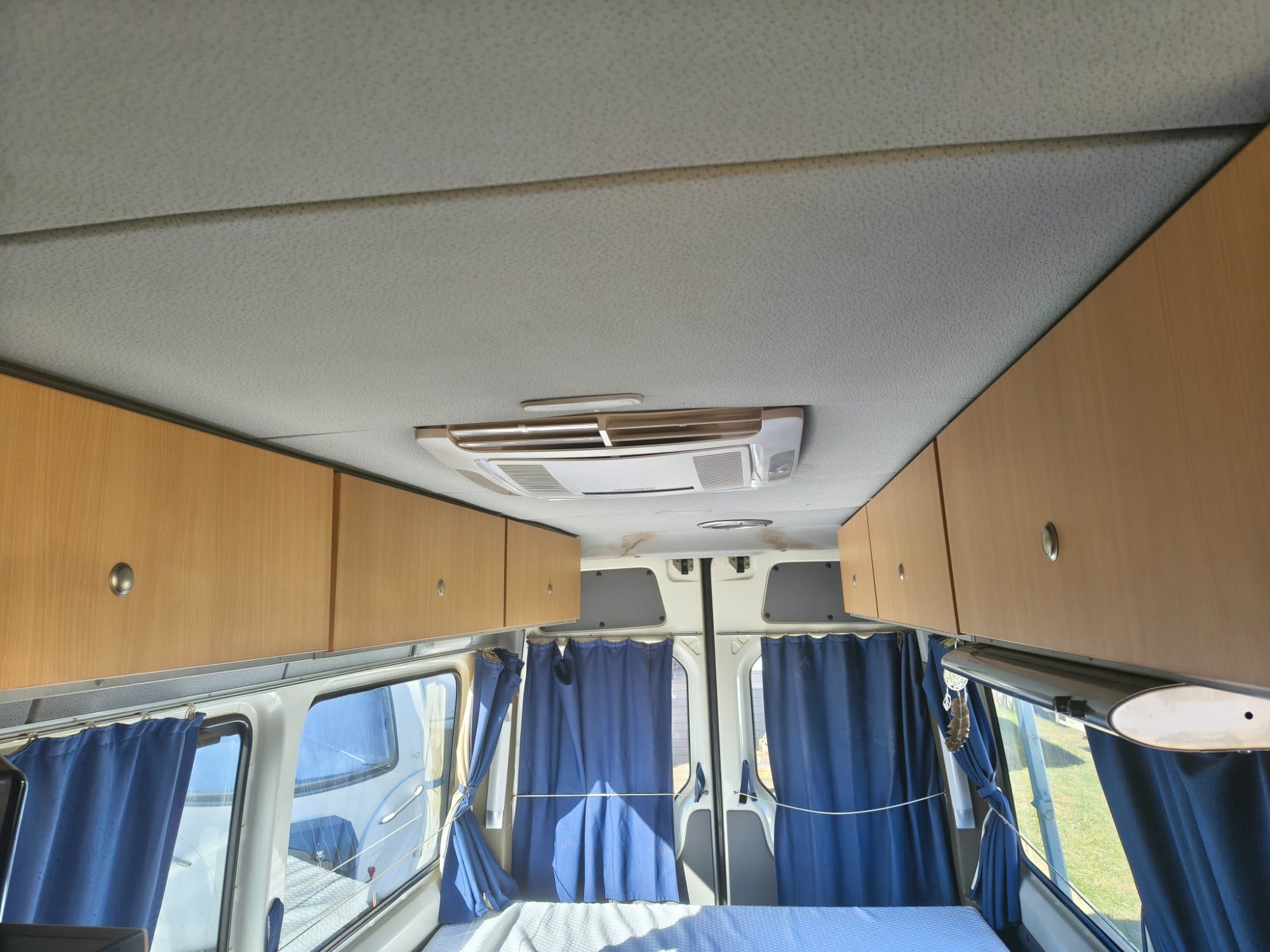 2007 VW Crafter Motorhome - Thumbnail 4