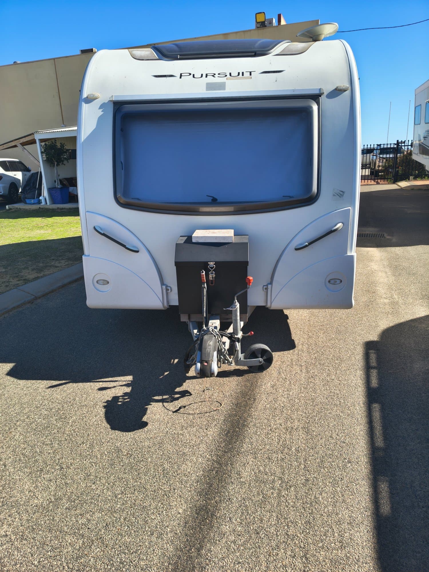 2016 Bailey Pursuit 17.6 FT - Thumbnail 2