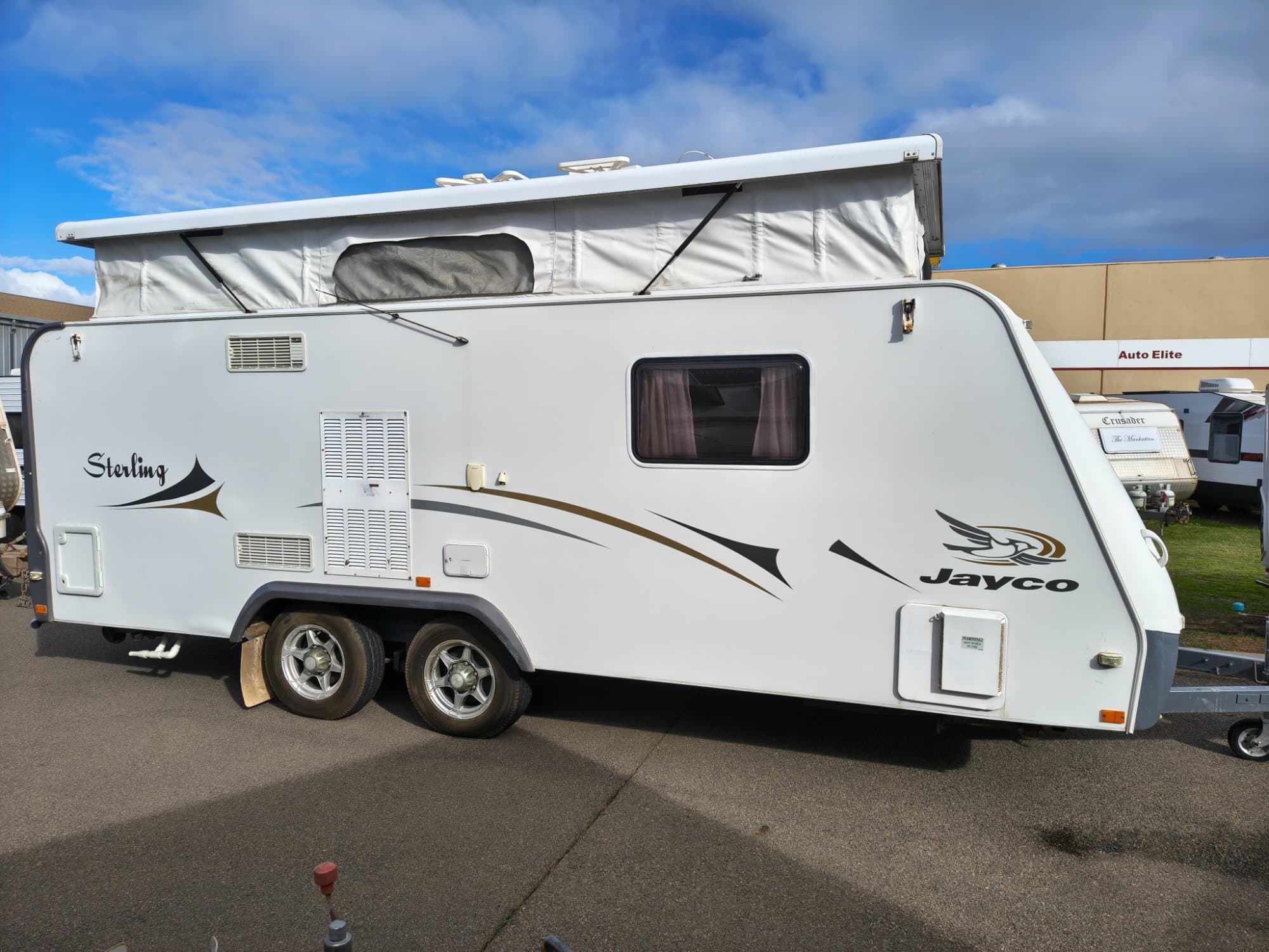 2009 Jayco Sterling 18.6FT - Thumbnail 3