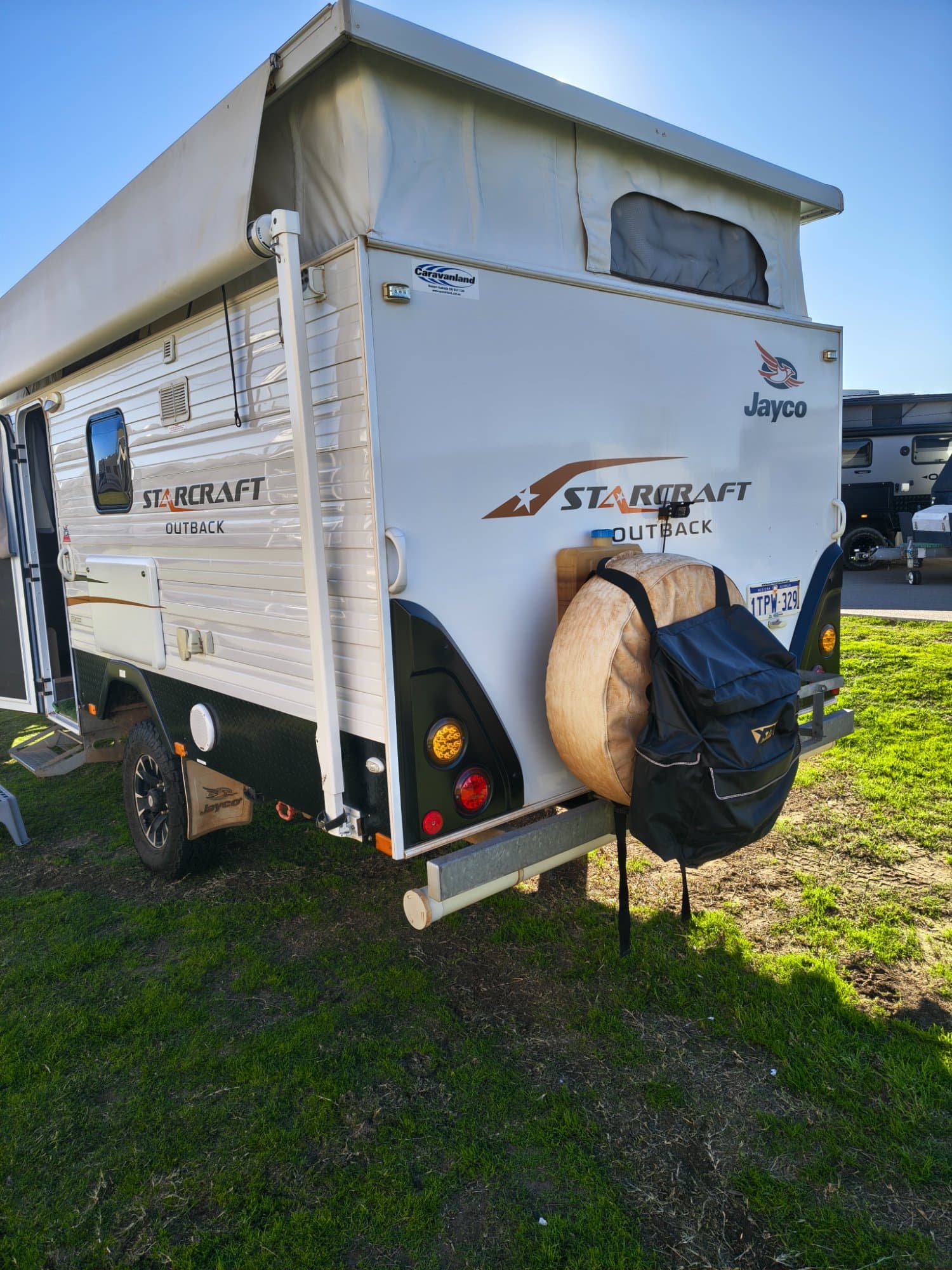 2014 Jayco Starcraft Outback Pop Top - Thumbnail 4