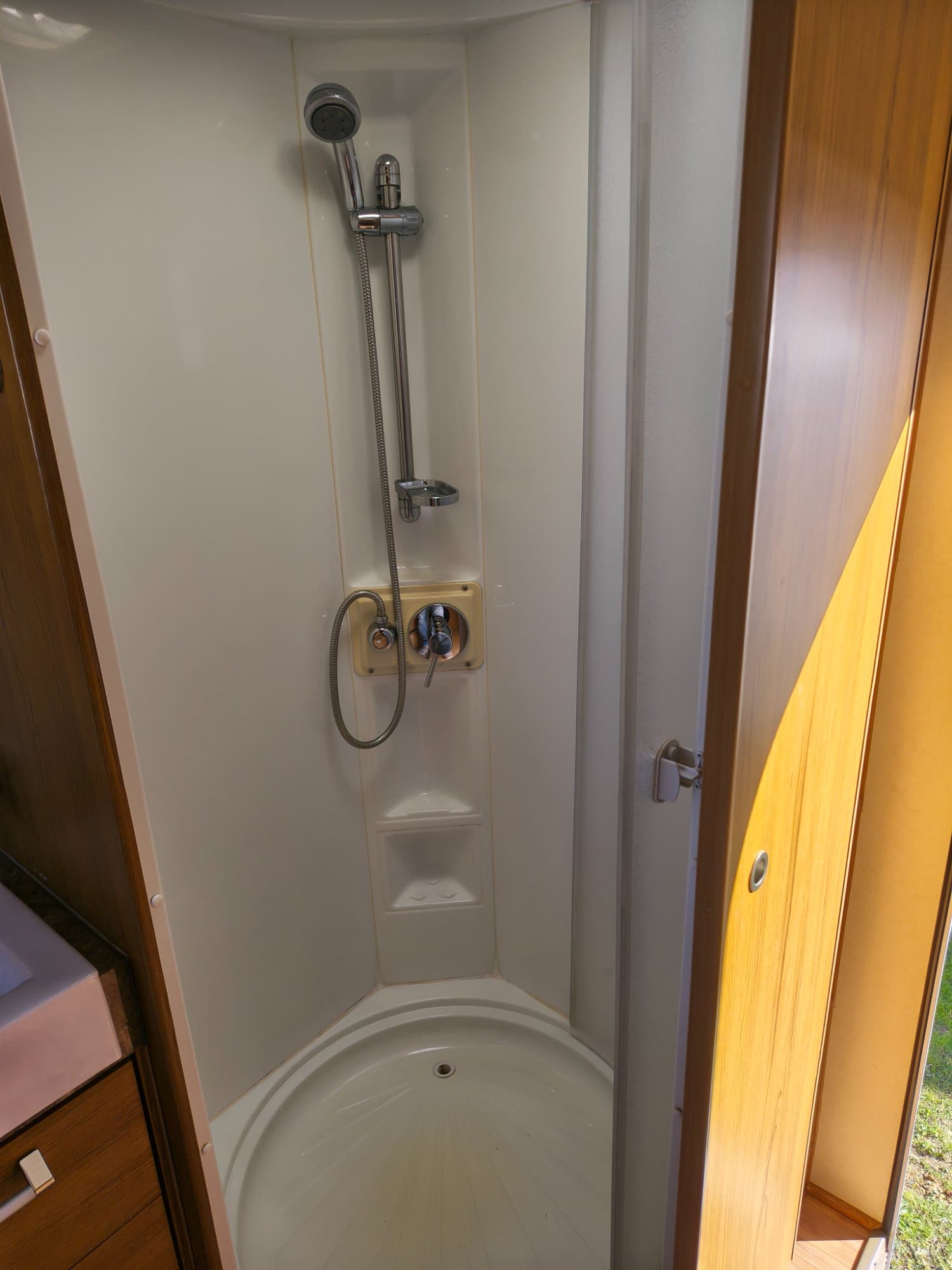 2011 Jayco Sterling 21.6FT - Thumbnail 9