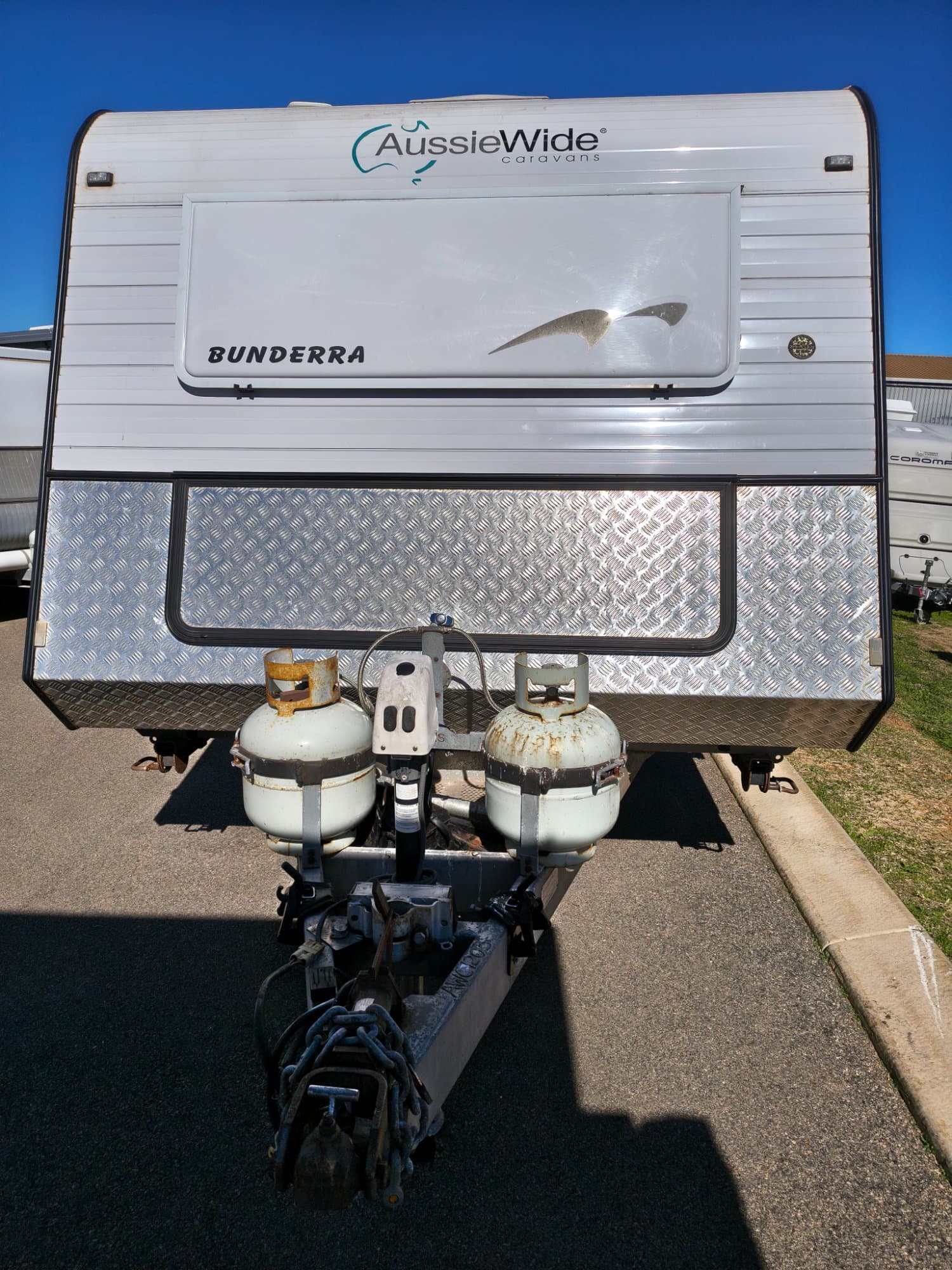 2013 Aussie Wide Bunderra 22FT - Thumbnail 2