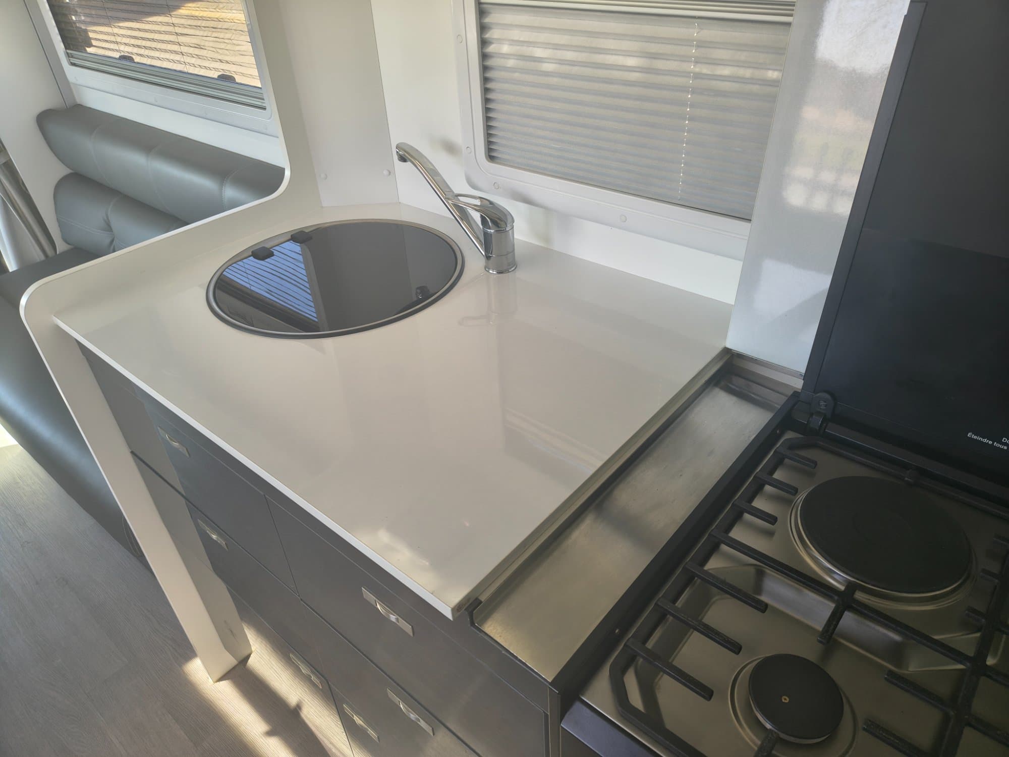 2021  Renault/Windsor Master Motorhome - Thumbnail 13