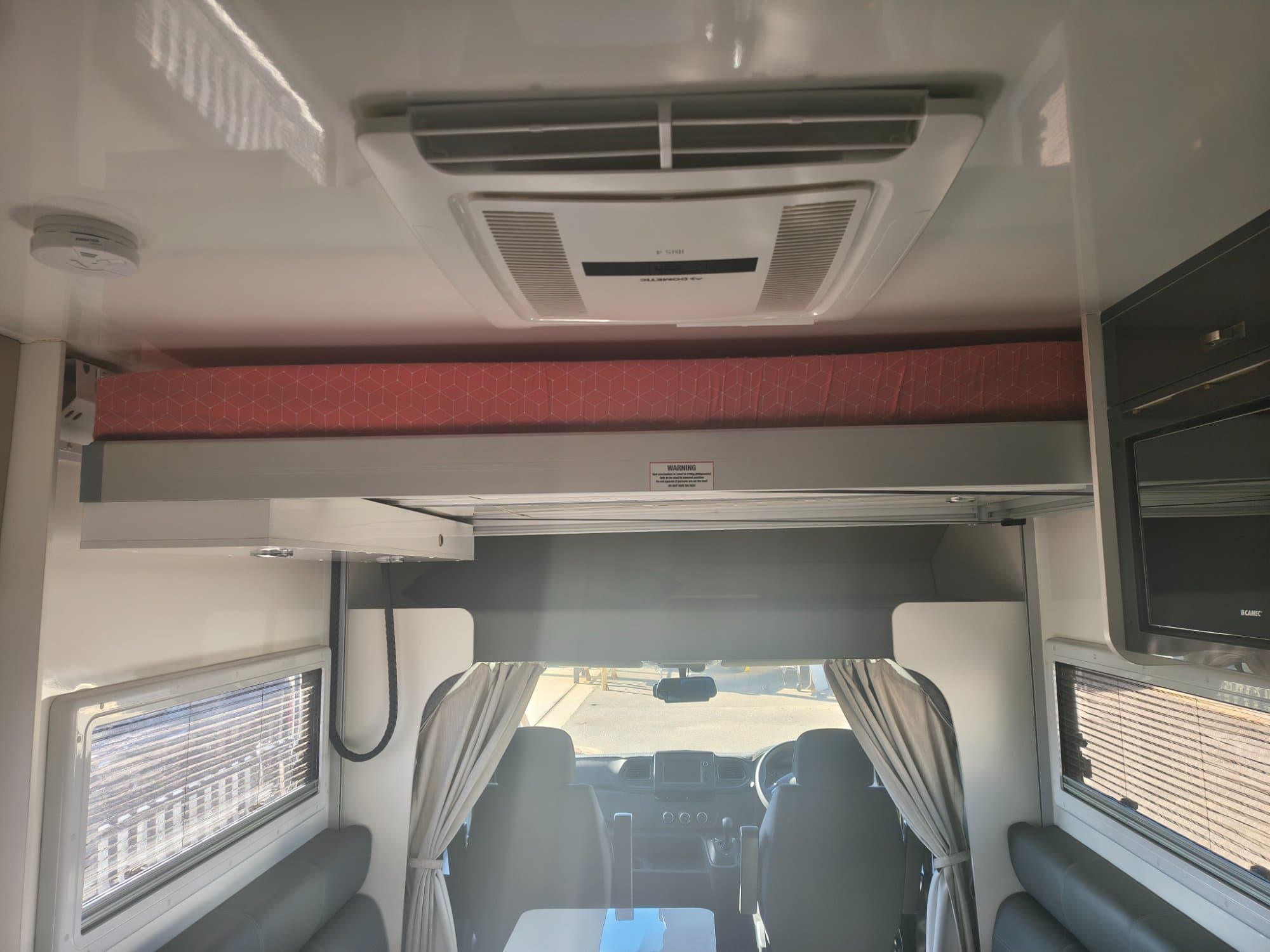 2021  Renault/Windsor Master Motorhome - Thumbnail 16