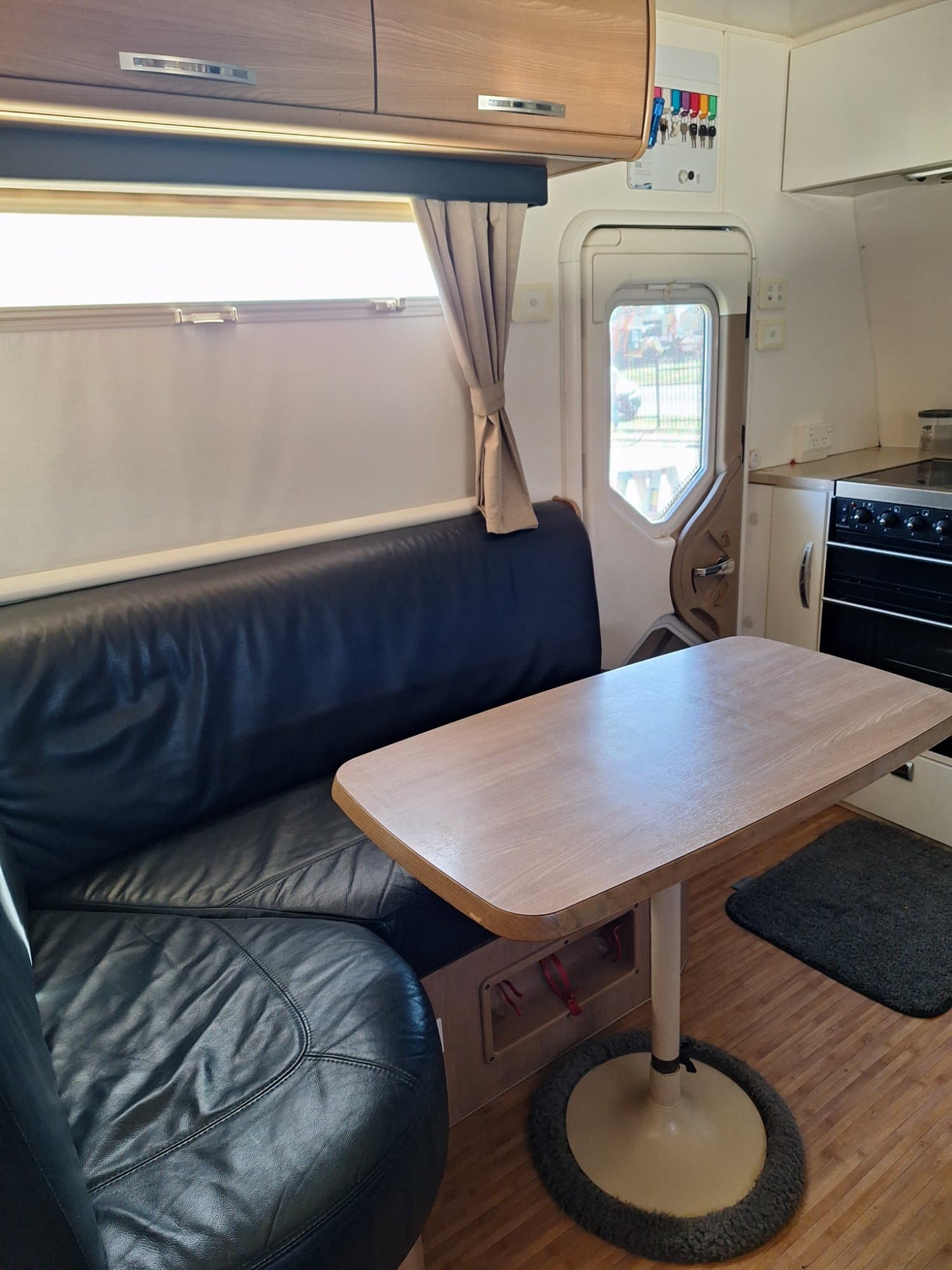 2013 Jayco Sterling Outback  - Thumbnail 8