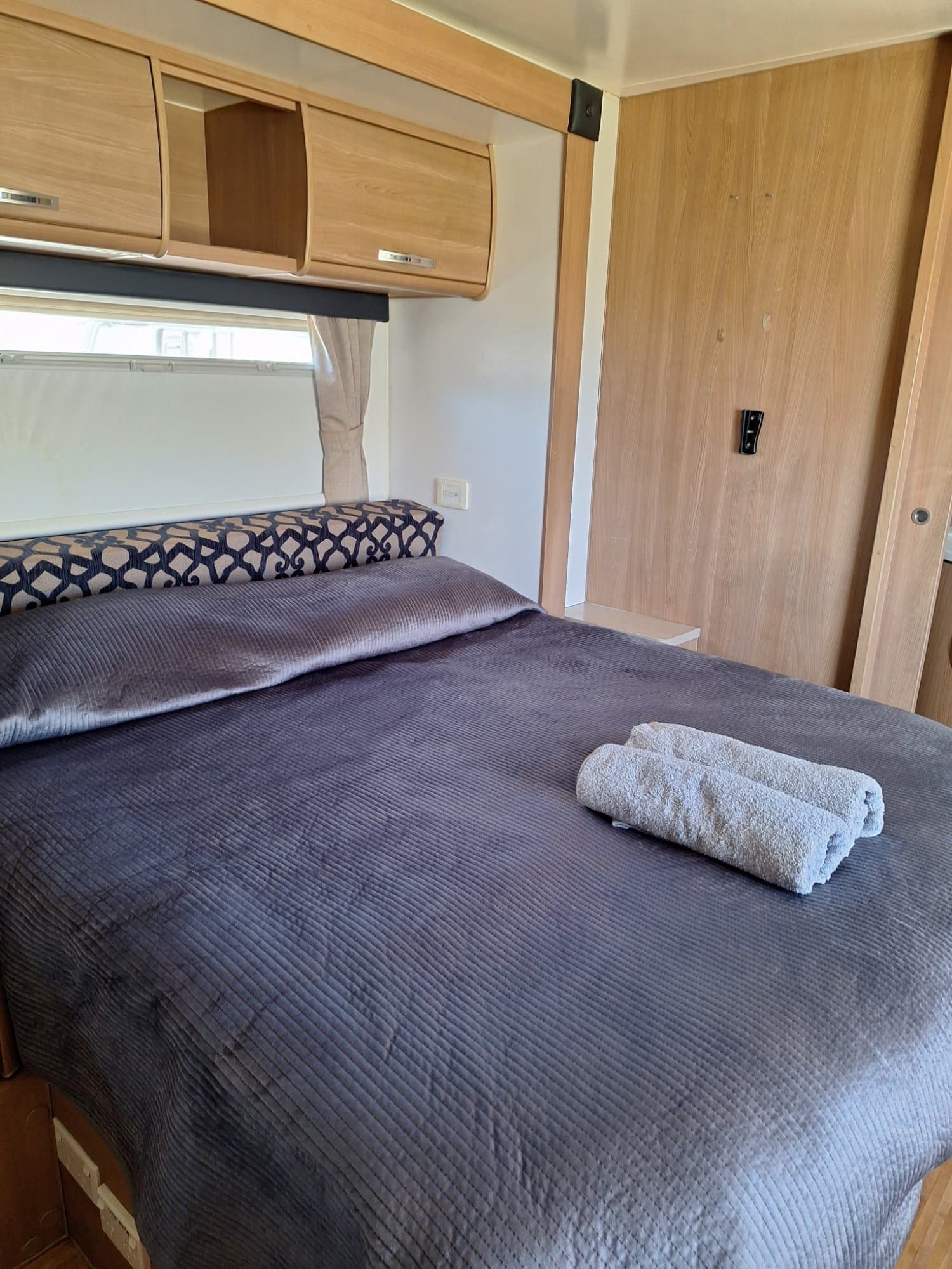 2013 Jayco Sterling Outback  - Thumbnail 11