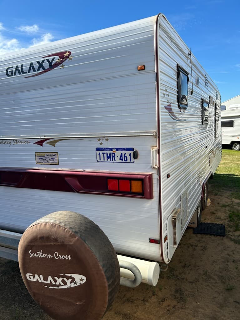 2009 Galaxy Starion 21FT - Thumbnail 4
