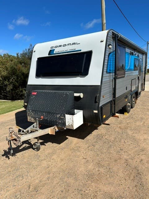 2018 Coromal Element 632 21FT