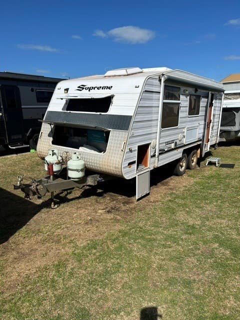 2011 SUPREME EXECUTIVE  19'6"