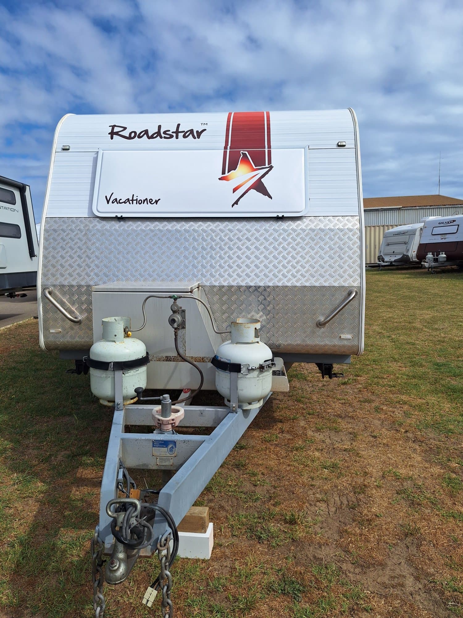 2016 ROADSTAR VACATIONER  21.6FT   - Thumbnail 2