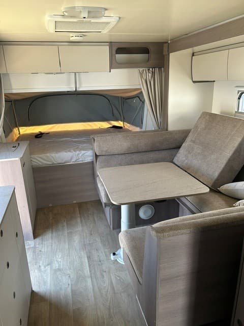 2023 JAYCO  BASE STATION  24FT - Thumbnail 6