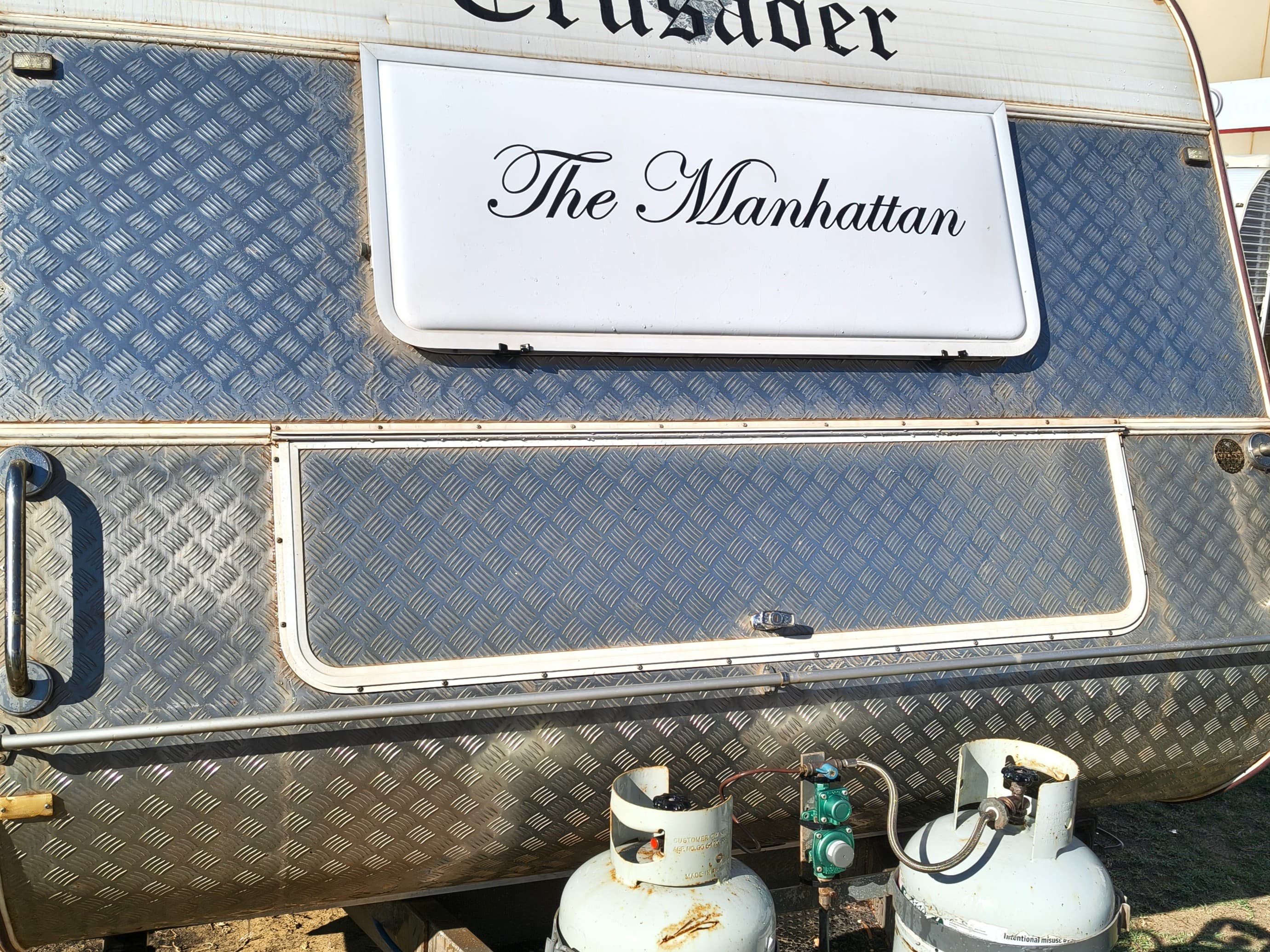 2009 Crusader Manhattan 23FT  - Thumbnail 3